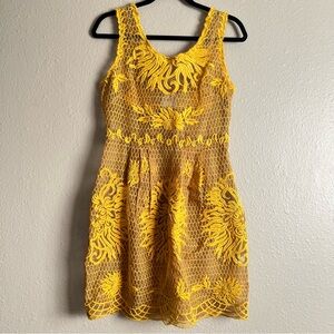 Anthropologie Honeycomb Lace Dress by Yoana Baraschi $348 Size 6 Silk Cover